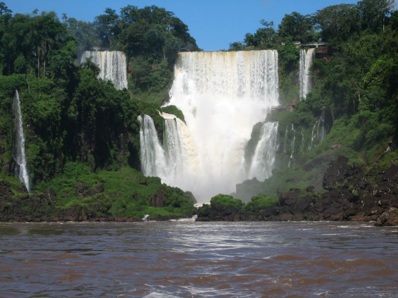 168.braz.igua.falls_from_bo