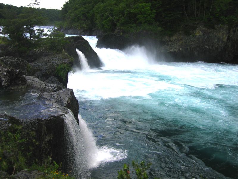 081_.chile.petrohue.rapids.